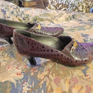 Elegant Brown Italian Leather Crocodile Pattern Women's Shoes 38.5